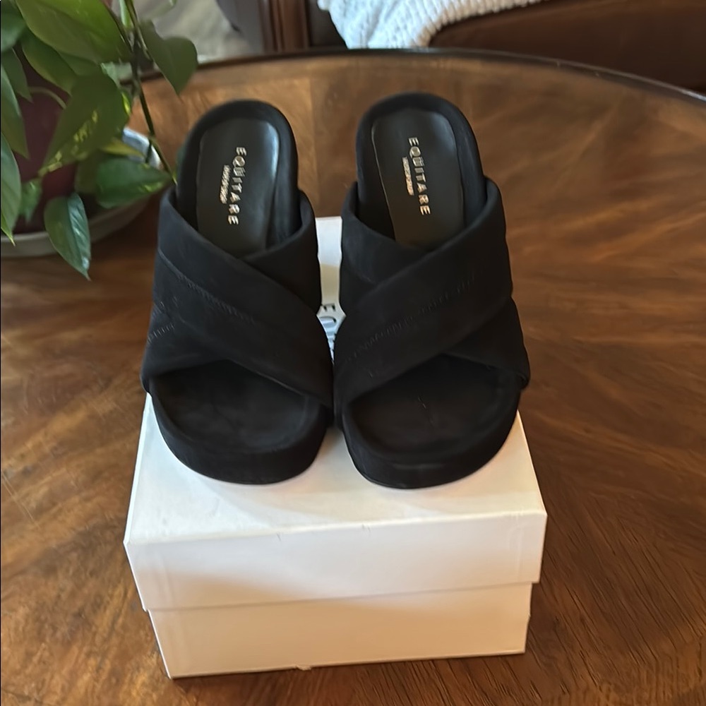 NWT Equitere Black Suede Slide Sandals with Crossband Strap
